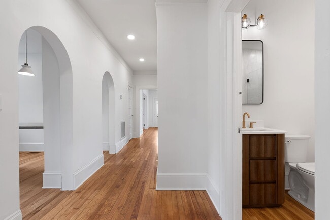 Building Photo - McCullough Heights