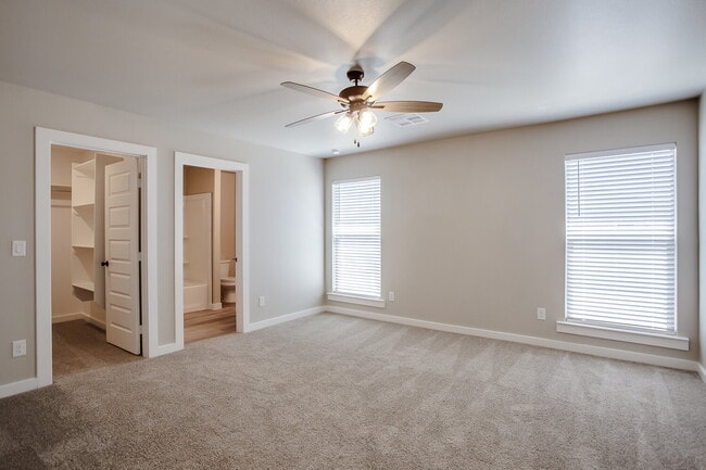 Building Photo - Like New Construction in Cooper District!