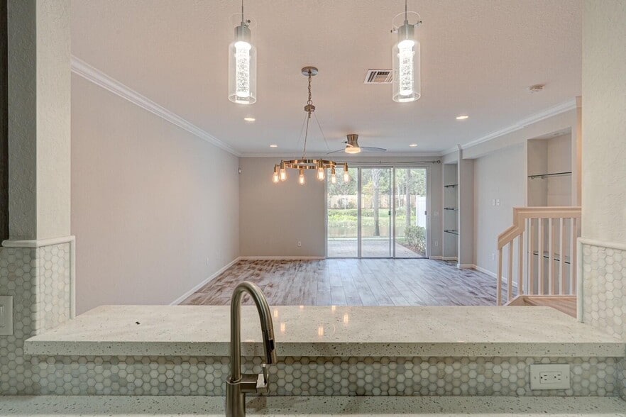 Building Photo - 5919 Monterra Club Dr