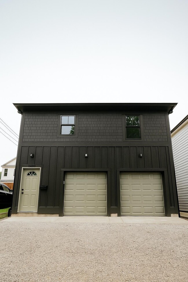 Primary Photo - 1460 Hamlet St