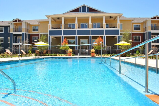 Mariposa at Jason Avenue Pool - Mariposa Jason Avenue 55+ Apartment Homes
