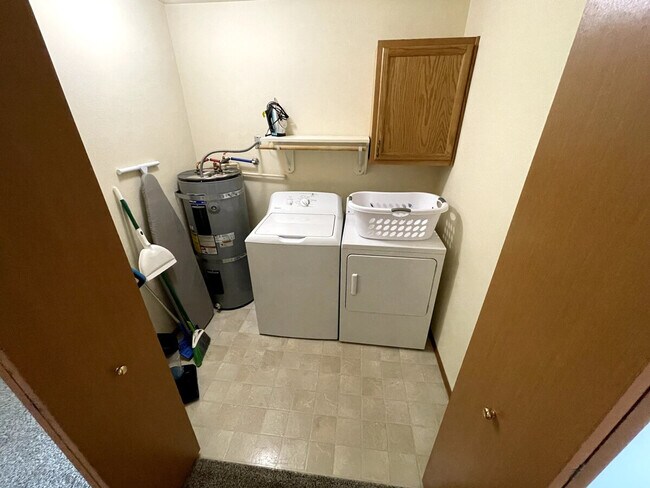 Building Photo - 6005G Chapel Hill Blvd