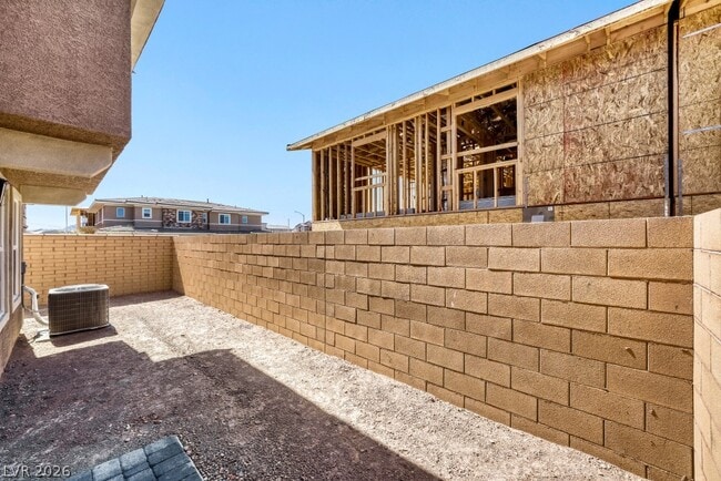 Building Photo - 773 Fallen Phoenix St