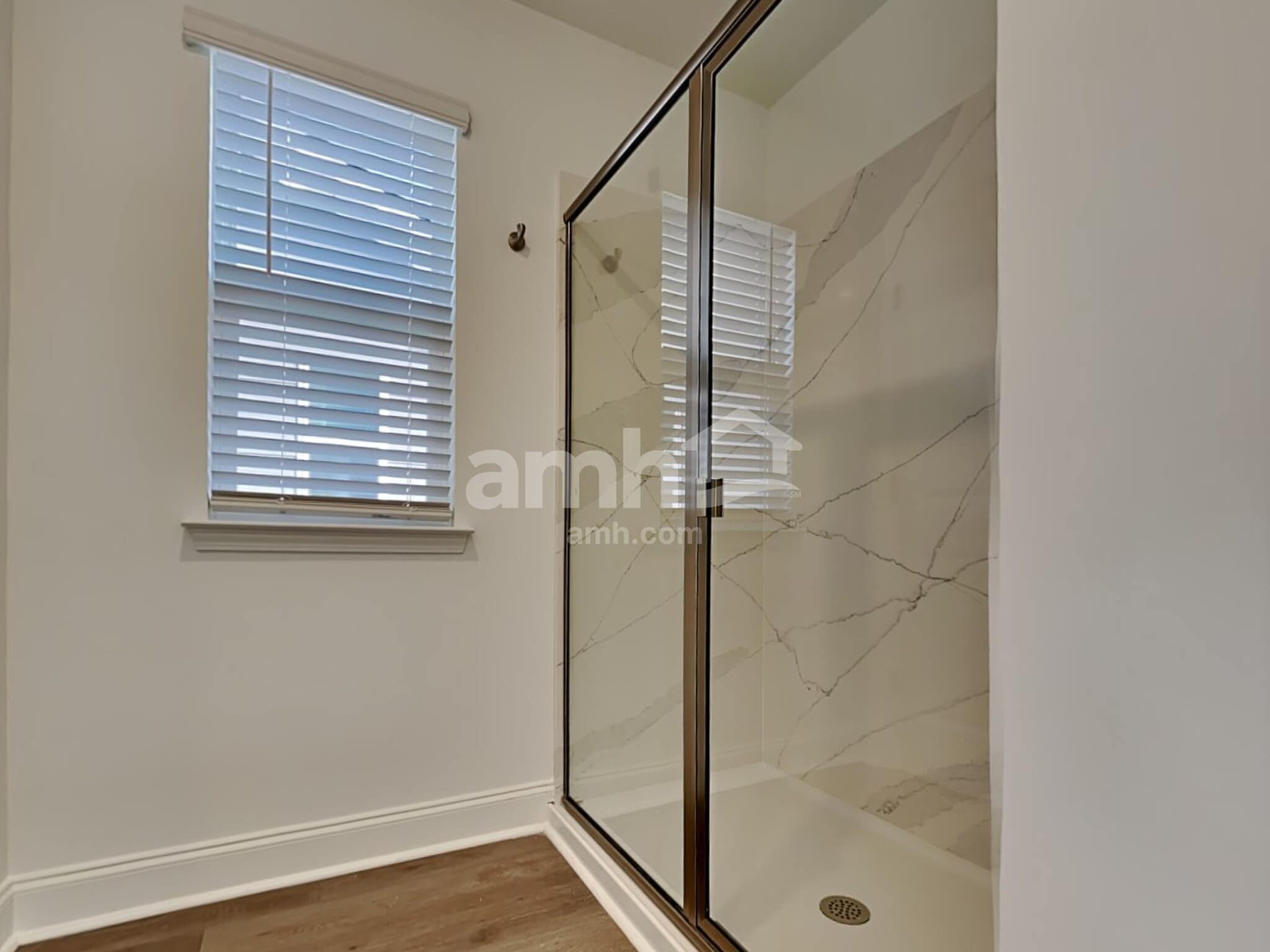 Building Photo - 622 Old Trolley Rd