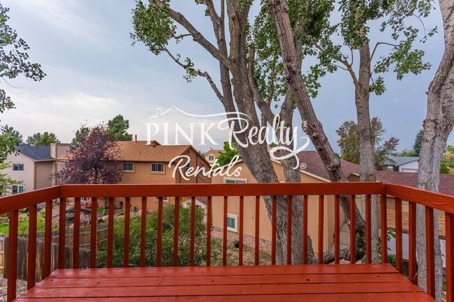 Building Photo - 8274 Caravel Dr