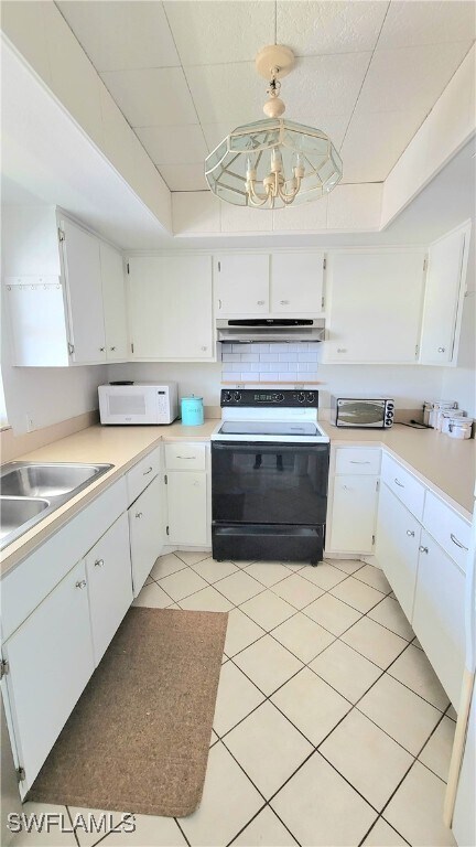 Building Photo - 300 Valley Stream Dr