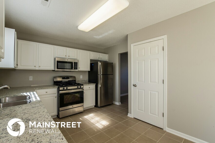 Building Photo - 6130 Brookfield Pointe Dr