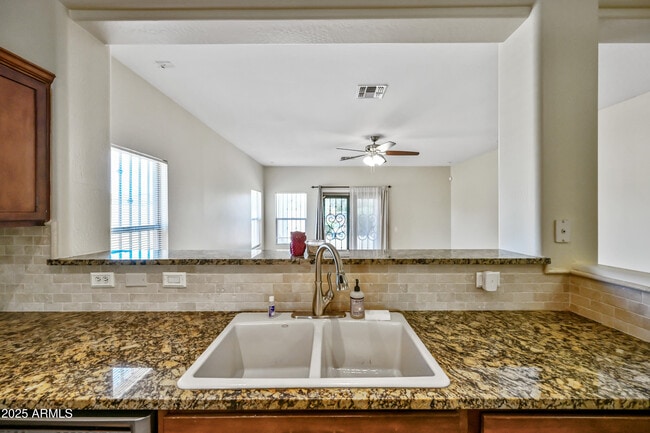Building Photo - 7303 S 54th Dr