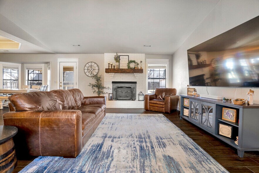 Building Photo - 1703 Willard St