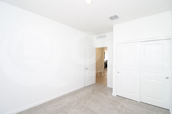 Building Photo - 25514 N 160th Ln