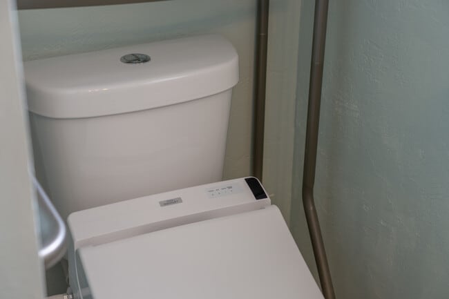 Building Photo - 428 Edwards Ave