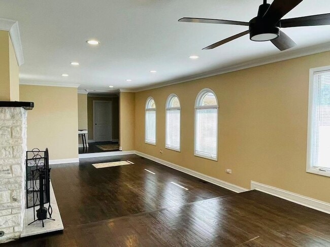 Building Photo - 406 S Lauder Ln