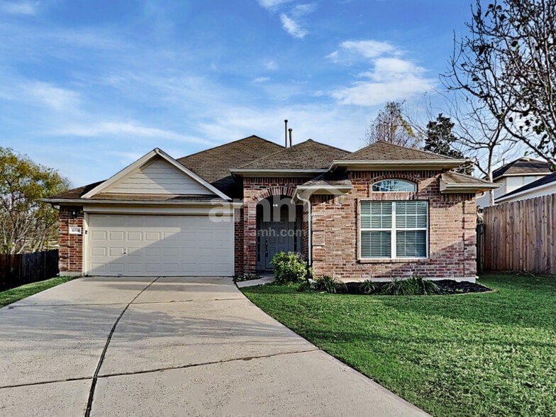 Primary Photo - 18550 Sunrise Pines Dr