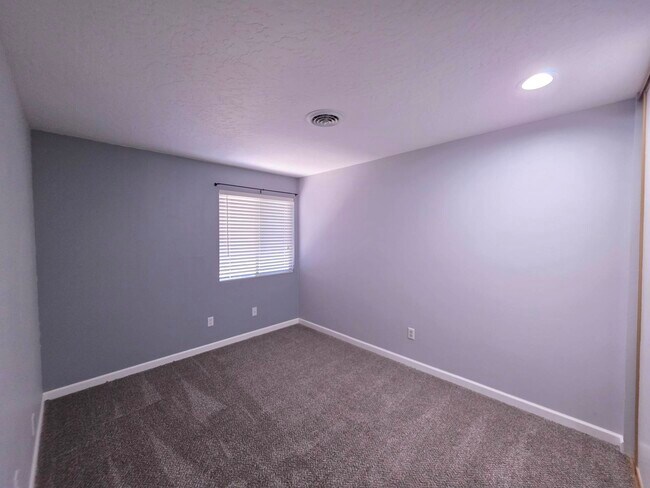 Building Photo - 303 Gage Blvd