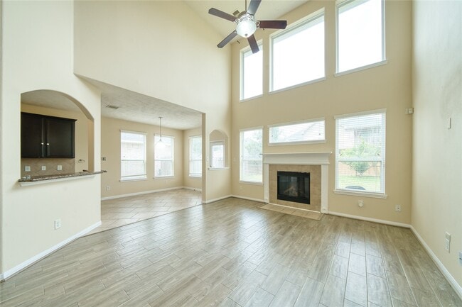 Building Photo - 24618 Malca Manor Dr