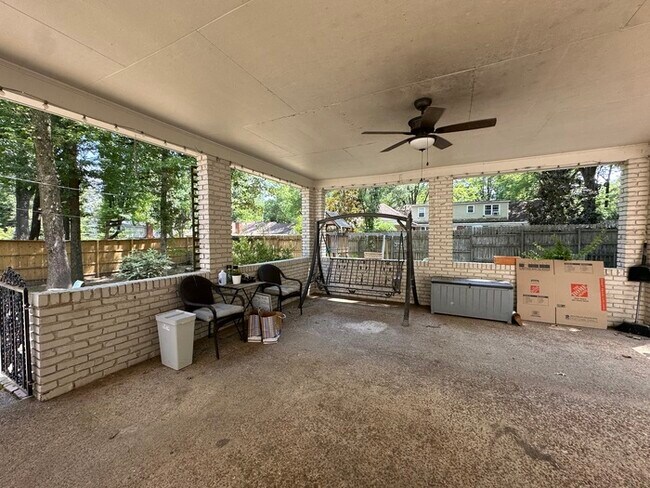 Building Photo - 5901 Brierdale Ave