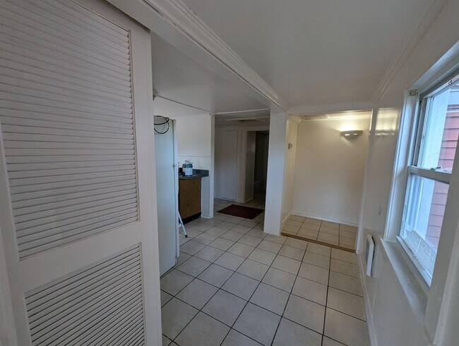 Building Photo - 1 Torr Ave