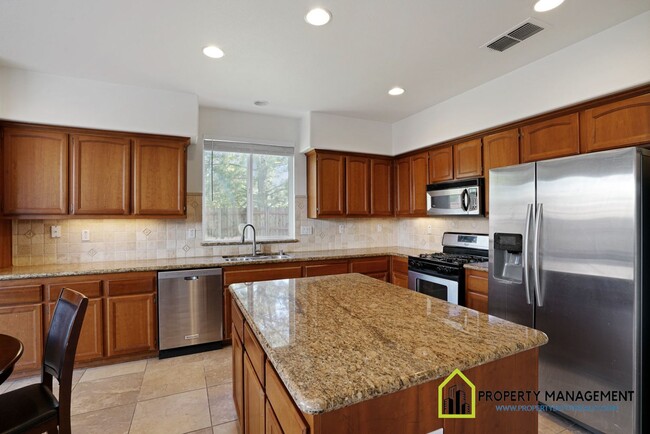 Building Photo - Charming 3-4 Bedroom Home with Top-Rated S...