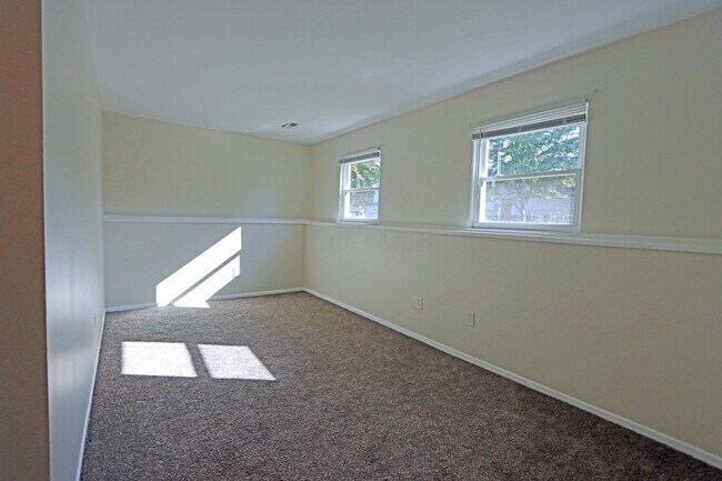 Building Photo - 7701 Flynnway Dr