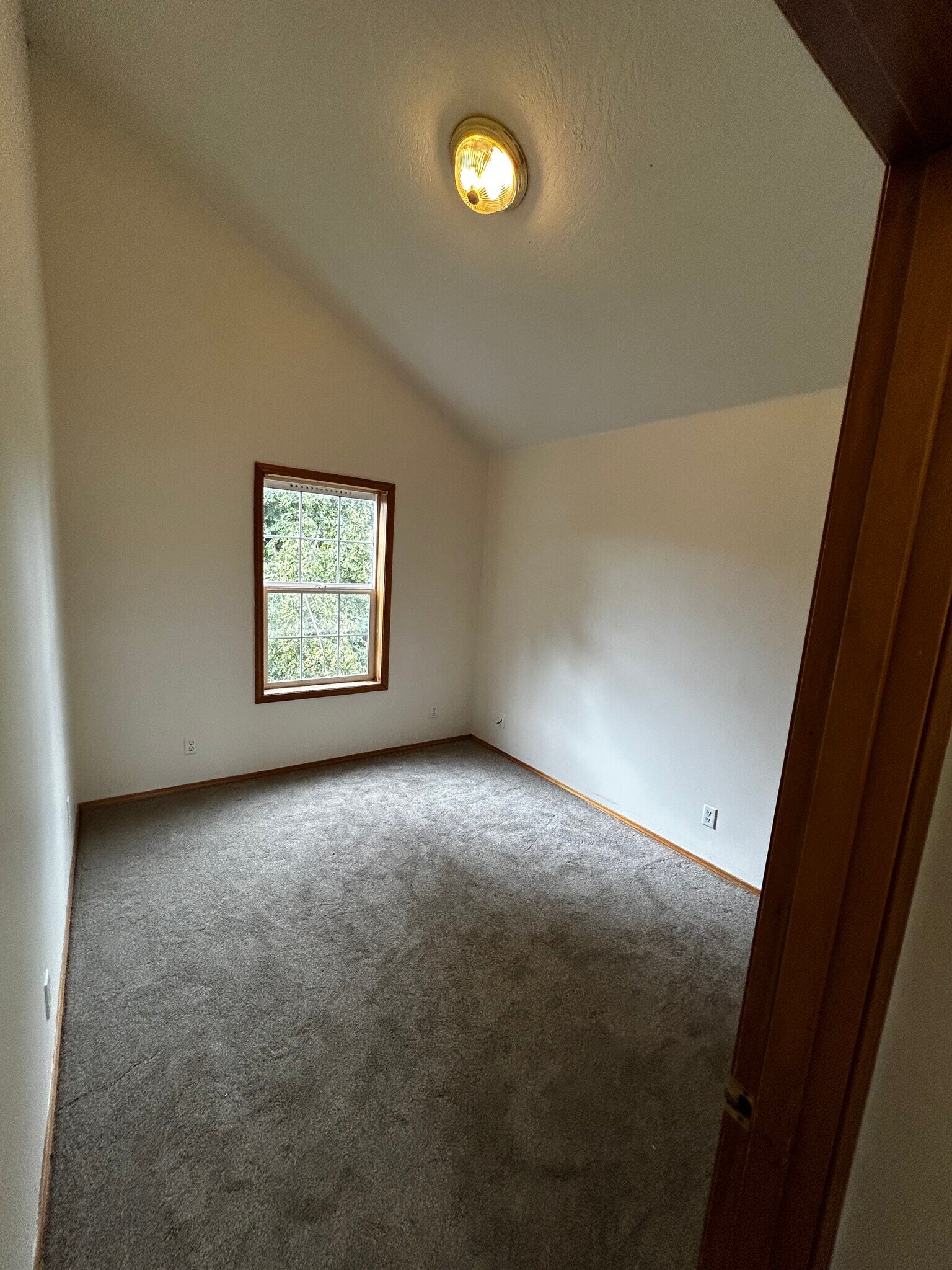 Building Photo - 614 S 41st Ct