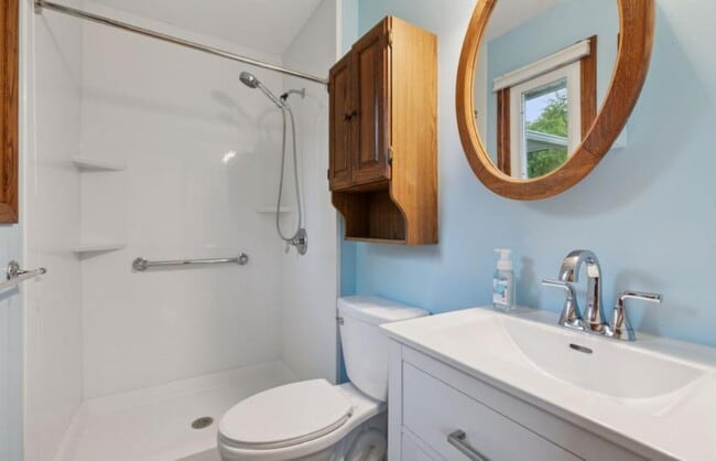 Building Photo - 12824 Eagle Ridge Dr