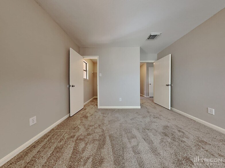 Building Photo - 18127 Tawnas Way Ln
