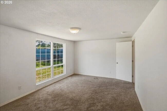 Building Photo - 1290 Riggs Hill Rd