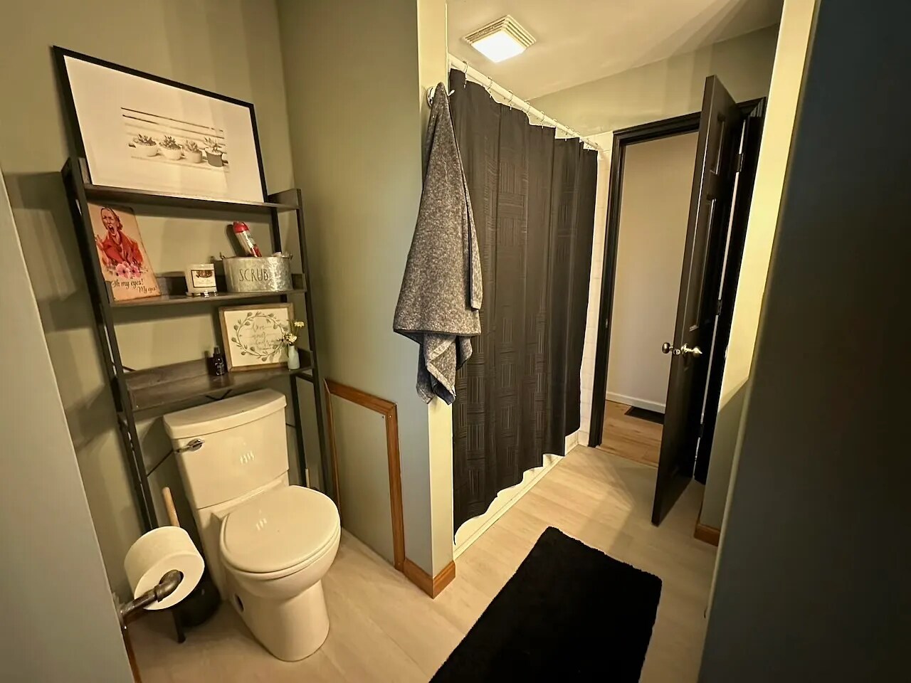 Building Photo - 1207 Sandburg Dr