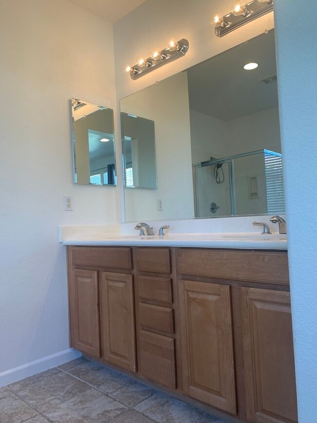 Building Photo - 5046 Dolcetto Ct