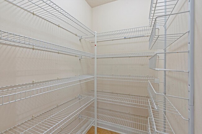 Building Photo - 293 Edge of Woods Rd