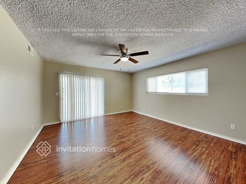 Building Photo - 15857 Liggett St