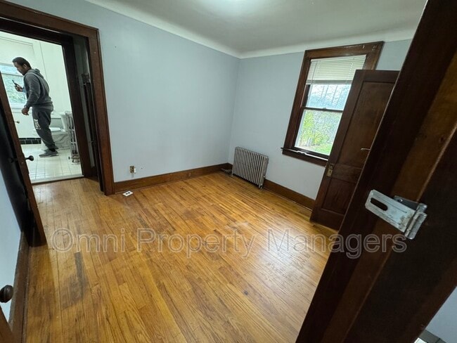 Building Photo - 8421 E 10 Mile Rd