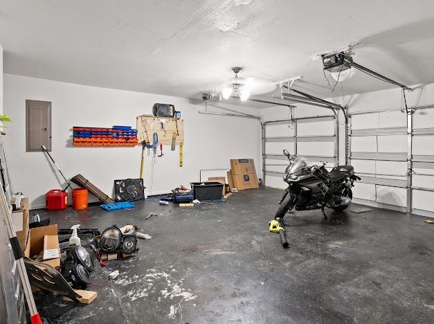 Building Photo - 4604 Creekside Dr