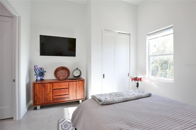 Building Photo - 3939 Higel Ave