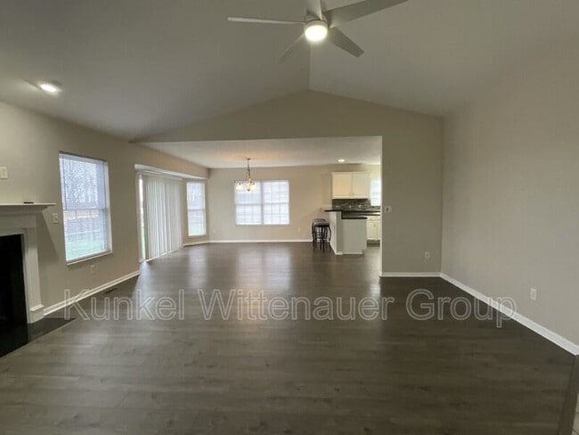 Building Photo - 601 Whetstone Ln