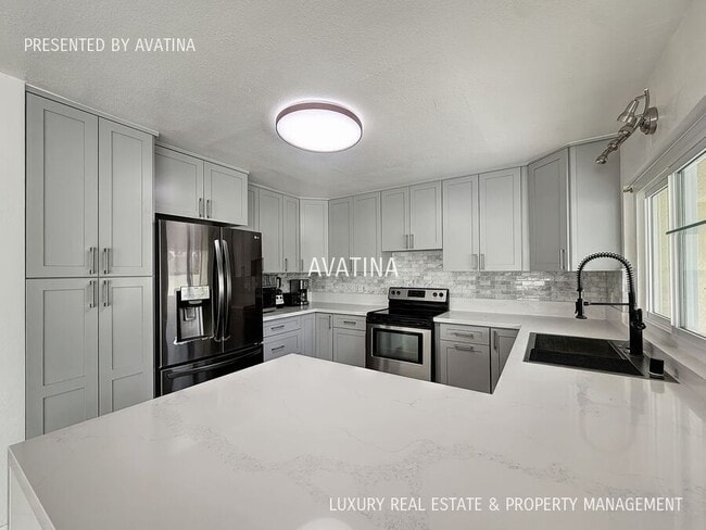 Building Photo - 7762 Kalohelani Pl