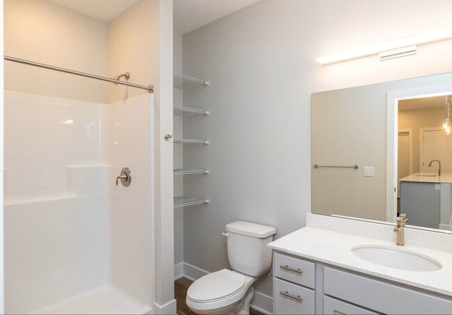 Building Photo - Vervain 1 Bedroom + Den A