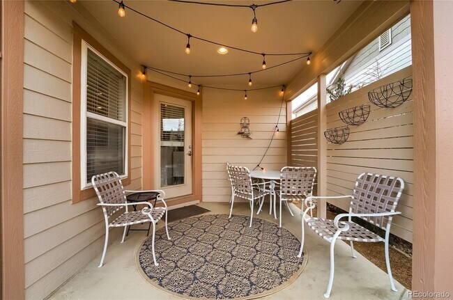 Building Photo - 1320 61st Ave