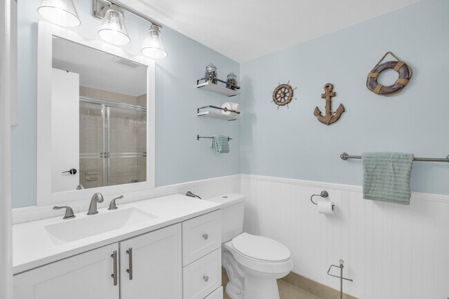Building Photo - 2400 S Ocean Dr