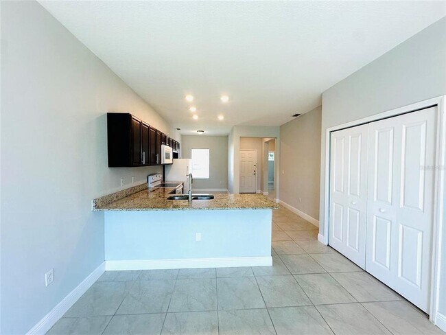 Building Photo - 702 Bluebill Pl