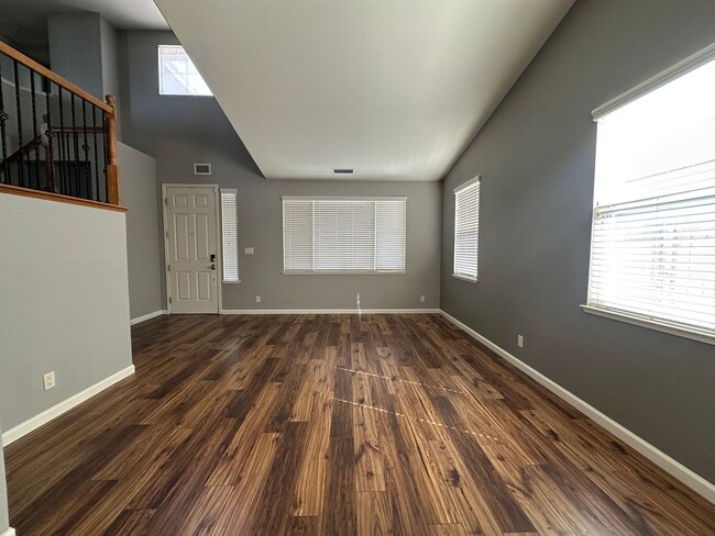 Building Photo - Beautiful home in Damonte Ranch Area