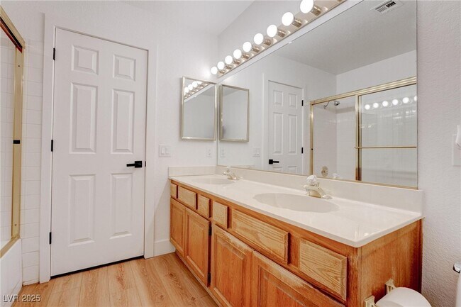Building Photo - 8608 Highacre Dr