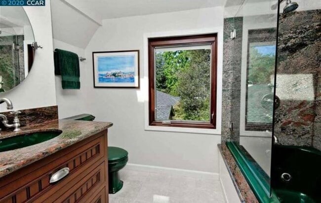 Building Photo - 136 El Centro