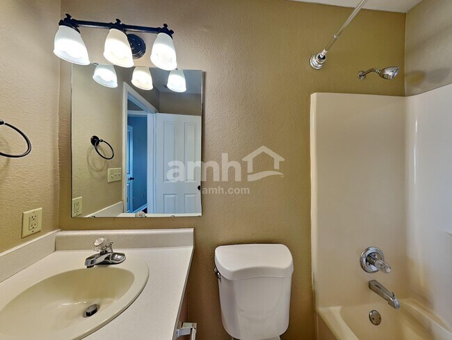 Building Photo - 12654 Walney Ct