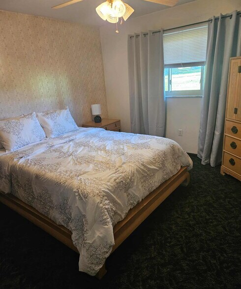 Building Photo - 170 Archway Dr