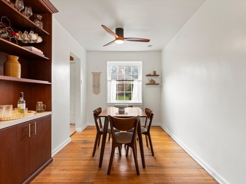 Building Photo - 6003 E 28th Ave