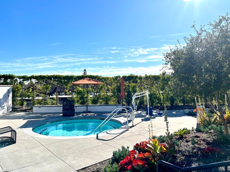 community spa - 1475 Sandbar Ln