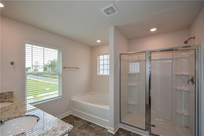 Building Photo - 331 Belmont Dr