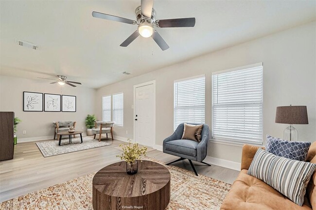 Building Photo - 5711 Silver Oak