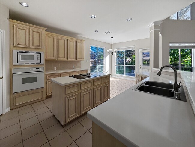 Building Photo - 2227 Clawson Falls Dr